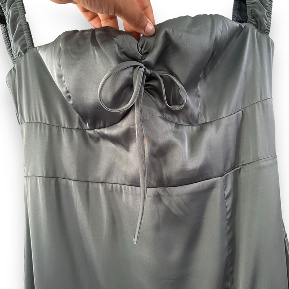 NWT Lulu’s Slate Blue Remarkably Dreamy Satin Off Shoulder Maxi Dress HOCO XL - Picture 5 of 16